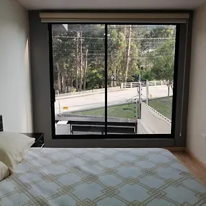 Departamento Acogedor, Nuevo Y Amplio , Cuenca Ecuador